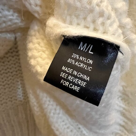 Wishlist Cozy Sunday Tie-Sleeve Sweater, Ivory, M/L, NEW - Picture 8 of 9